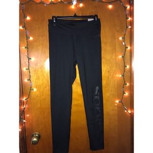 🚨NWT🚨Adidas Leggings!